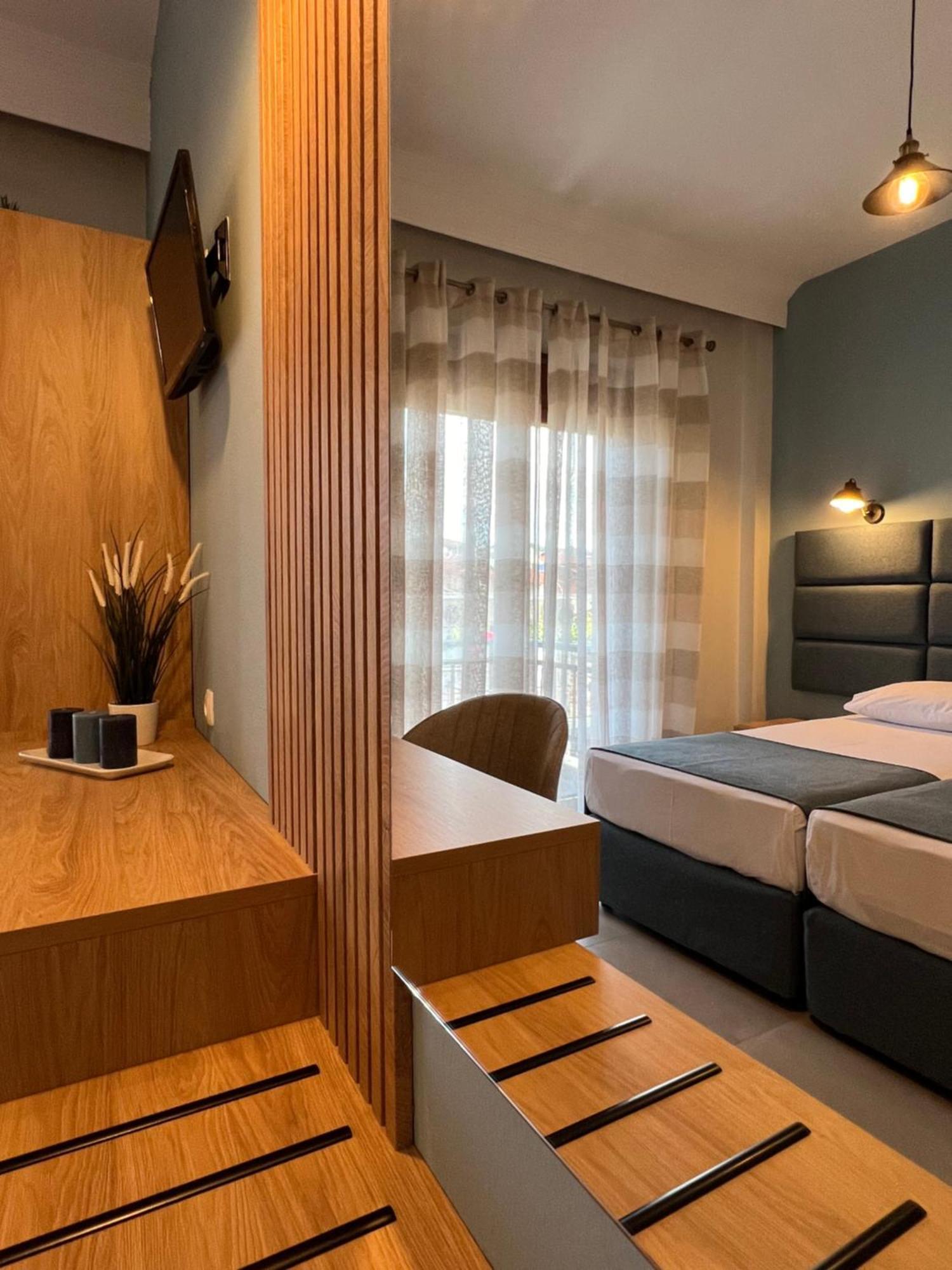 Maria Rooms To Let Ouranoupoli Exterior foto